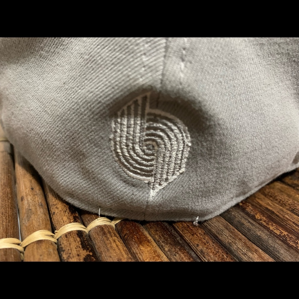 NBA Portland TrailBlazers Hat (silver/grey) 7 1/4 - Picture 2 of 6